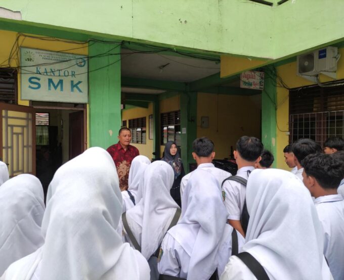 Membangun Masa Depan: Panduan Karir bagi Siswa SMK
